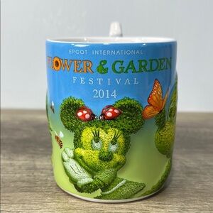 Disney Epcot 2014 Flower & Garden Festival Mickey Minnie Donald Topiary Mug
